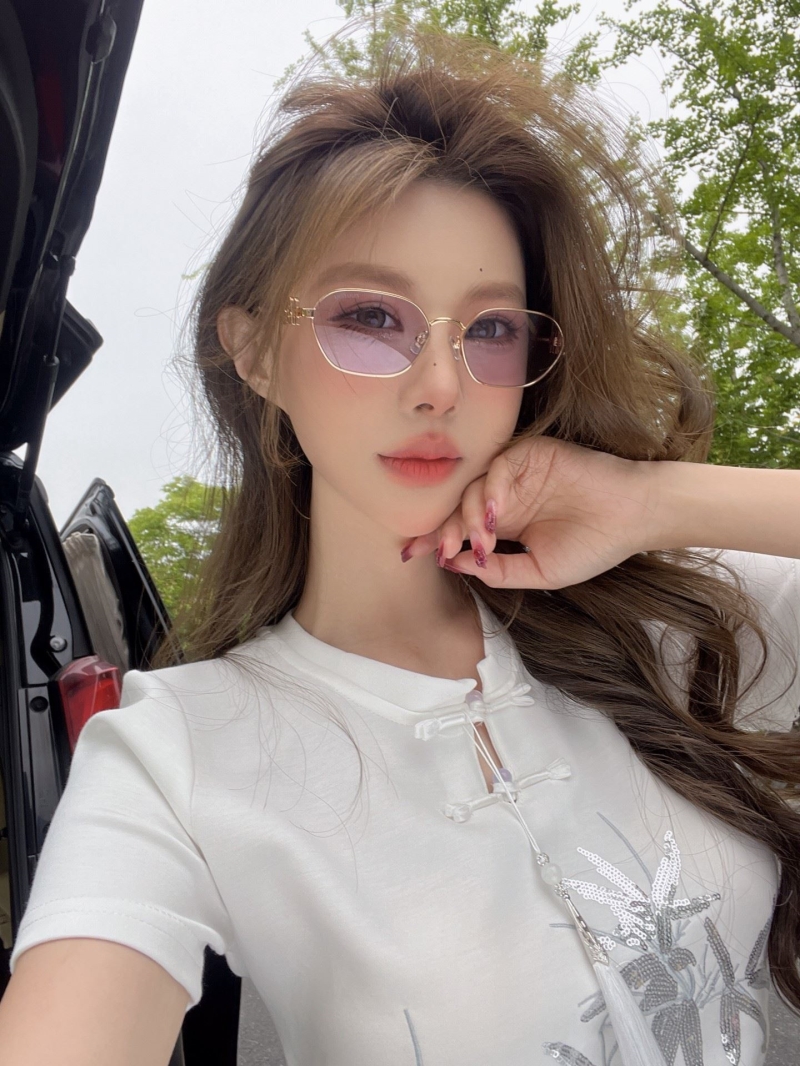 Miu miu Sunglasses